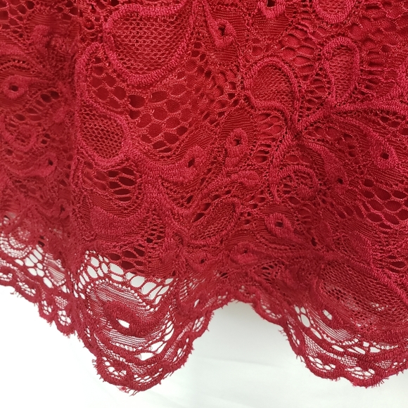 Lulus Red Lace Keyhole Back Mini Dress Size XS - Picture 5 of 8